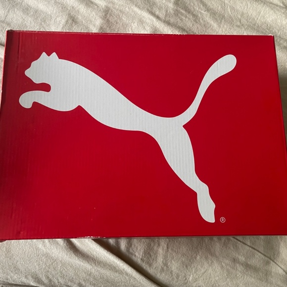 PUMA - Picture 2 of 5